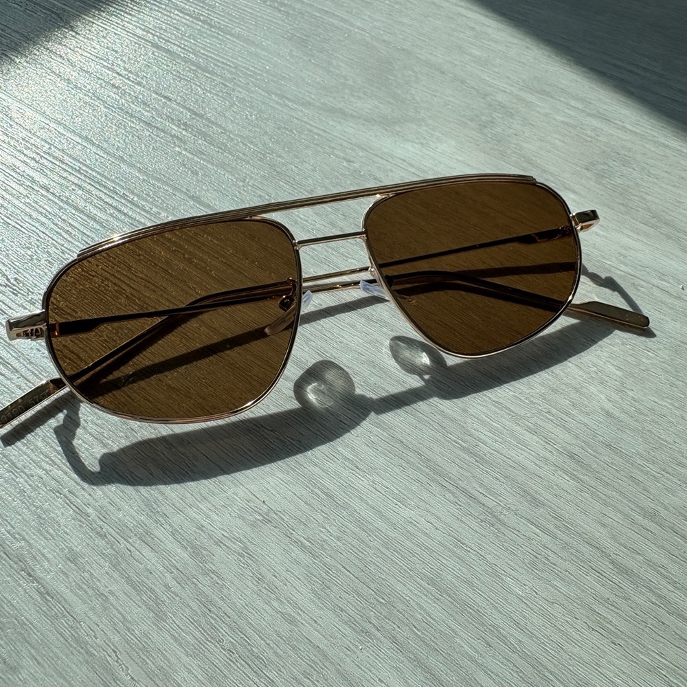 Gold Aviator Style Sunglasses